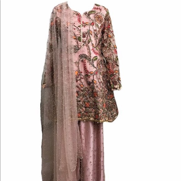 Dresses & Skirts - Pakistani / Indian / Desi Clothing